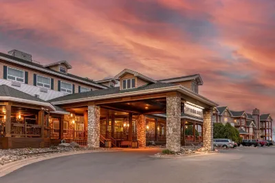 Lift Bridge Lodge, Ascend Hotel Collection Hotels near Duluth Public Schools Stadium