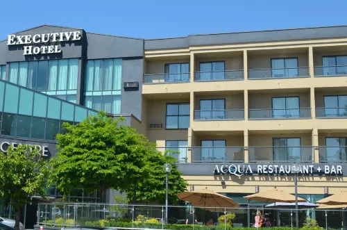 Executive Suites Hotel & Conference Center, Metro Vancouver