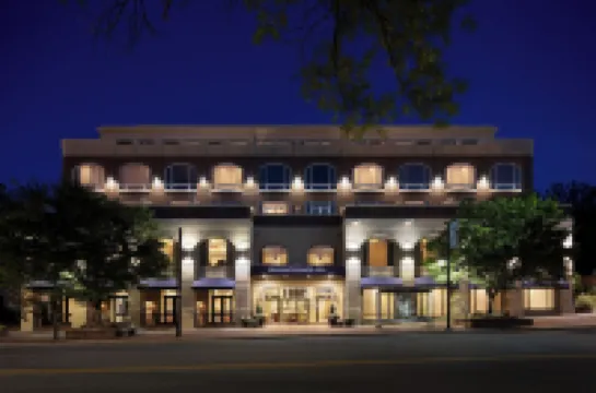 グラデュエート バイ ヒルトン チャペル ヒル のホテル