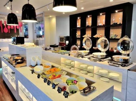 Garden Hotel Shiunkaku Higashimatsuyama Отели рядом со станцией JR Kitamoto station