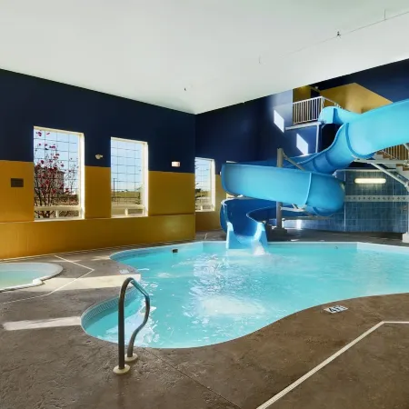 Ramada by Wyndham Red Deer Hotel and Suites