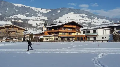 Alphotel Mittersill # Inklusive Sommercard # Hôtels à : Wald im Pinzgau