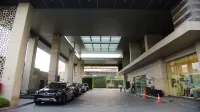 ホリデイ イン ジャイプール シティ センター by IHG - 駐車場