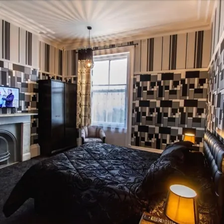 The Carlton Hotel