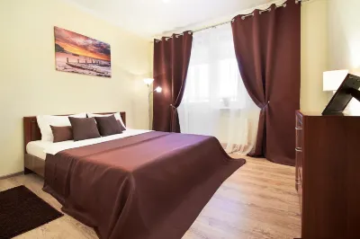 PaulMarie Apartments on Mazurova Hotel dekat Gomel Palace & Park Ensemble