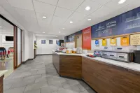 Hampton Inn Toledo-South/Maumee - parking