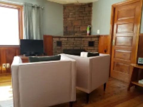 Stone Mountain Lodge
