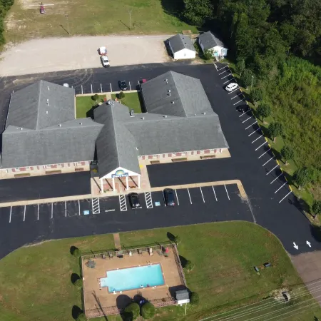 Days Inn by Wyndham Savannah