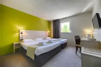 The Originals City Hôtel les Bruyères Dax Nord فنادق في Magescq