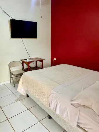 Aparta Hotel Palmerola Отели в г. Комаягуа