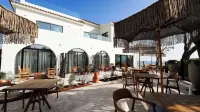 Sirena Beach House