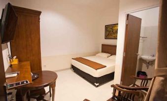 Jaksa Guest House - Near Alun-Alun Bandung