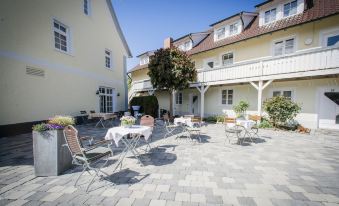 Gasthaus & Pension Mohren