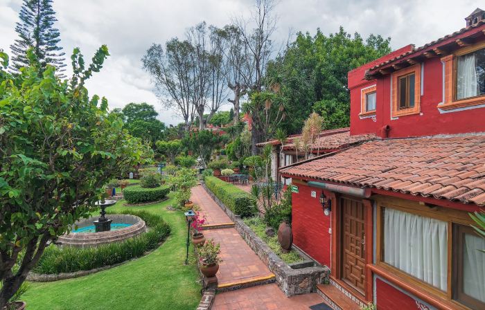Villa San Jose Hotel & Suites