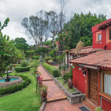 Villa San Jose Hotel & Suites Hotels near E&S JARDIN