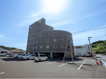 Hotel Kokomo Отели рядом с достопримечательностью «Shimantogawayacho Natural Park»