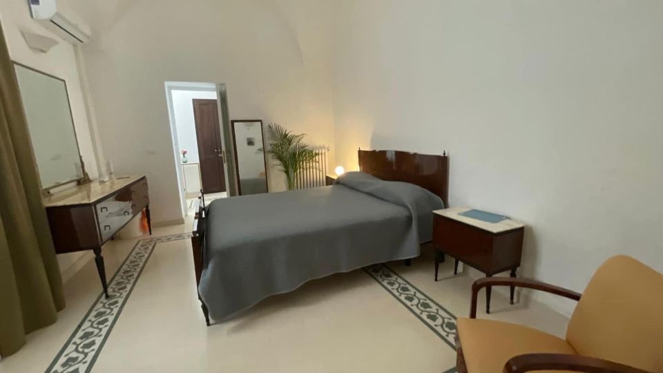 Casa Lando in Lecce with 2 bedrooms and 2 bathrooms