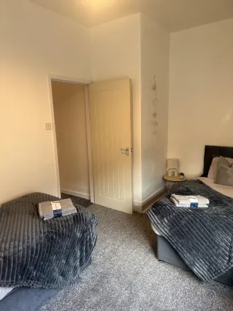 1 Bed Flat - Sleeps 3 - Parking - Pet Friendly Отели рядом с достопримечательностью «South Shields Museum & Art Gallery»