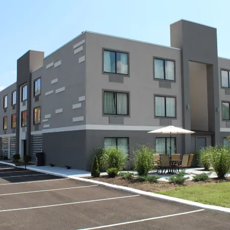 Best Western Plus Bowling Green