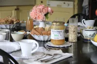 Les Deux Abbesses en Vert Hotels in Mareuil