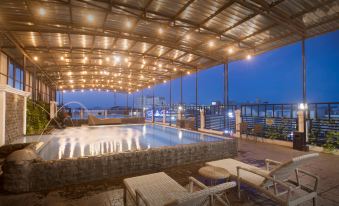 Grand Tryas Hotel