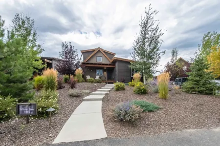 Getaway at the Wilderness Club