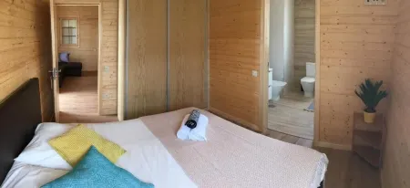 Oporto SurfLodge Отели в г. Овар