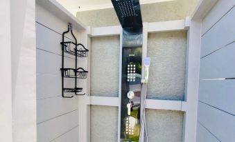 Stunning 4BD Jacuzzi - 4 Min To Beach Panama City