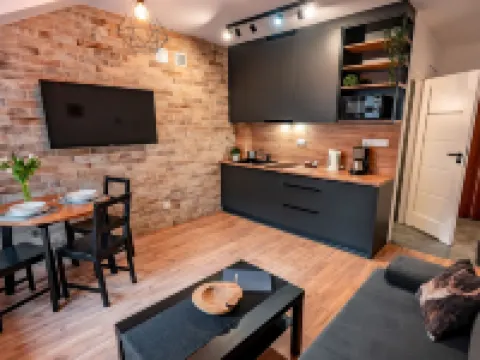 陽光白雪奇查中央公寓酒店 克雷尼察酒店