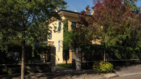 Villa deA Отели рядом с достопримечательностью «Университет Тренто»