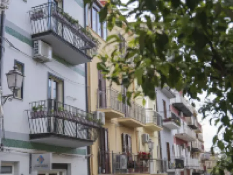 Le Due Sicilie Bed & Breakfast Hotels in Lascari