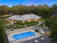 Thistle Hill Guesthouse - Walk to Many Wineries and Restaurants Hotels in Broke