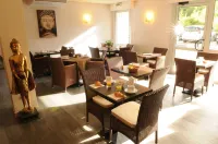 Hôtel du Moulin - พร้อมอาหารเช้า