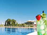 HA Hotel - Pools