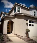 3-bedroom house in beautiful Madera in private gated community w/pool access