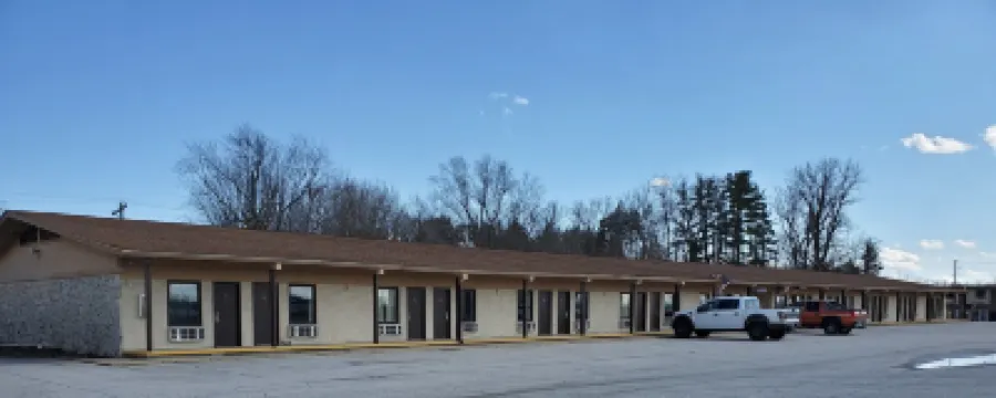 Rodeway Inn Brazil Hotels in Jackson Township