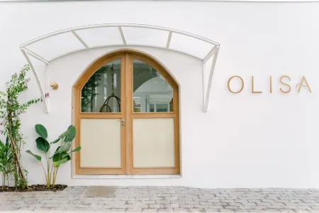 Olisa Hotel Boutique Отели рядом с достопримечательностью «Camping e Bar do Cacau - Praia de Santiago»