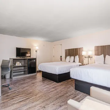 Econo Lodge Cherokee Near River Park