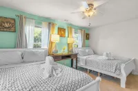 Charming Beachside Retreat - Turtle