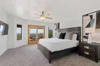 Catalina Foothills, 5 bedroom, Heated Pool and Spa, Views, Sleeps 16+