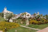 Cala Sinzias Resort - Pools