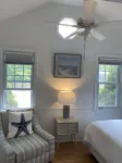 Peaceful Cottage in the Heart of Osterville Village Walk to Shops & Restaurants