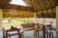 Hidden Wave Hotels in El Paredon