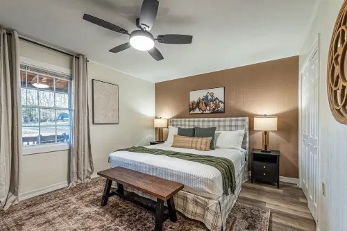 Getaway Cabin – Deck, Fire Pit & BBQ Near Gorge Hotels in Wilderness