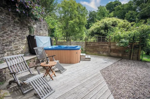 The Apple Store - 1 Bedroom Cottage - St Ishmaels Hotels in Saint Ishmael's