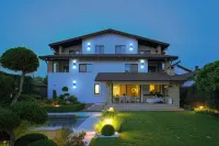 First Apartments Hoteles en 