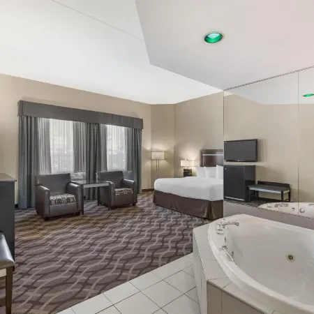 Best Western Plus Travel Hotel Toronto Airport