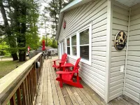 Inn The Moment: A Bright and Cozy Getaway in the Heart of Muskoka