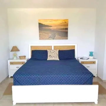 Sea Turtle Studio – Upscale Waterview Retreat, Stunning Sunrises & Full Kitchen!