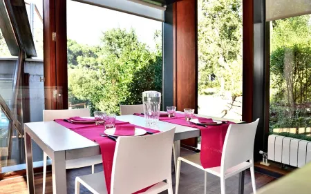 VILLA BEGUR WITH PRIVATE POOL Отели в г. Багур